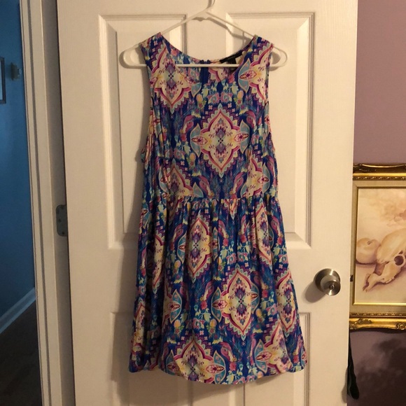 Forever 21 Dresses & Skirts - Forever 21 print dress size L  👗